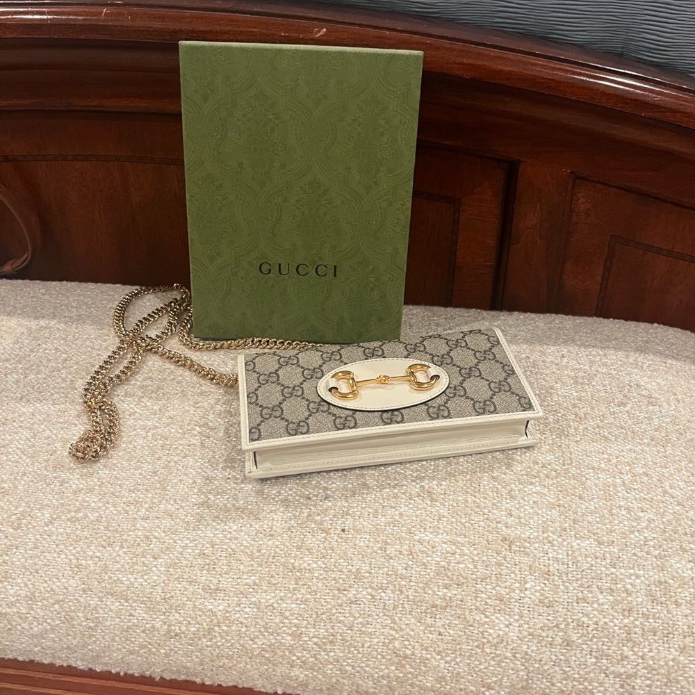 AUTHENTIC Rare Gucci wallet on chain bag NWT